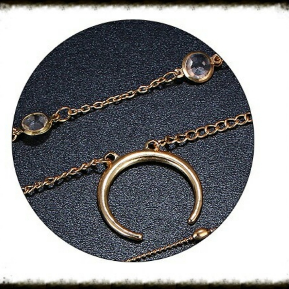🗿🗿Bohemian Moon Multi-layer Necklace 🗿🗿 - Picture 3 of 5